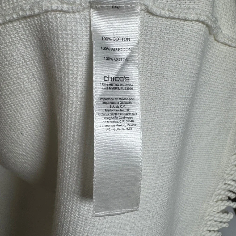 Chicos unique piece